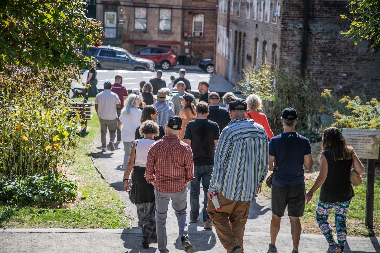 A walking tour winds through Newburgh